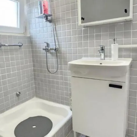 House Katy Casa de Férias Posedarje